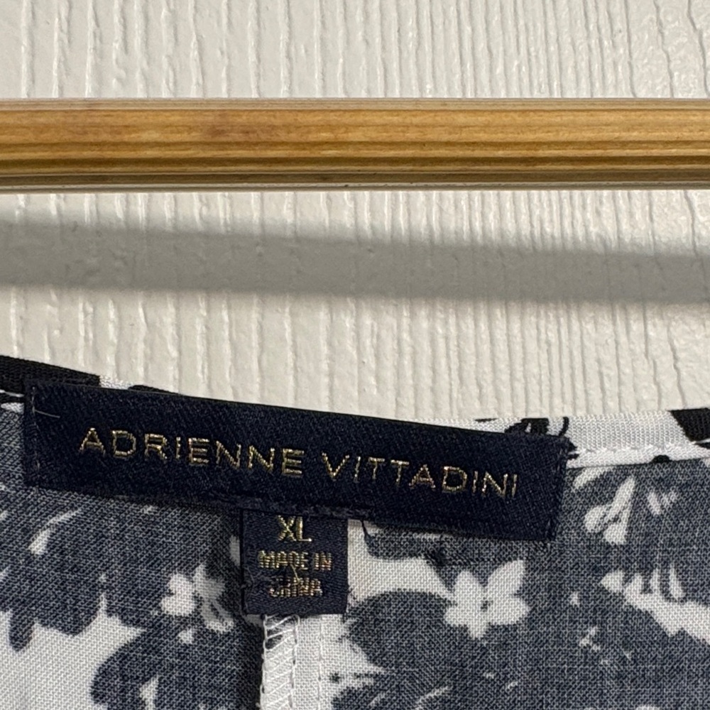 Adrienne Vittadini Monochrome Floral Blouse - Picture 2 of 7
